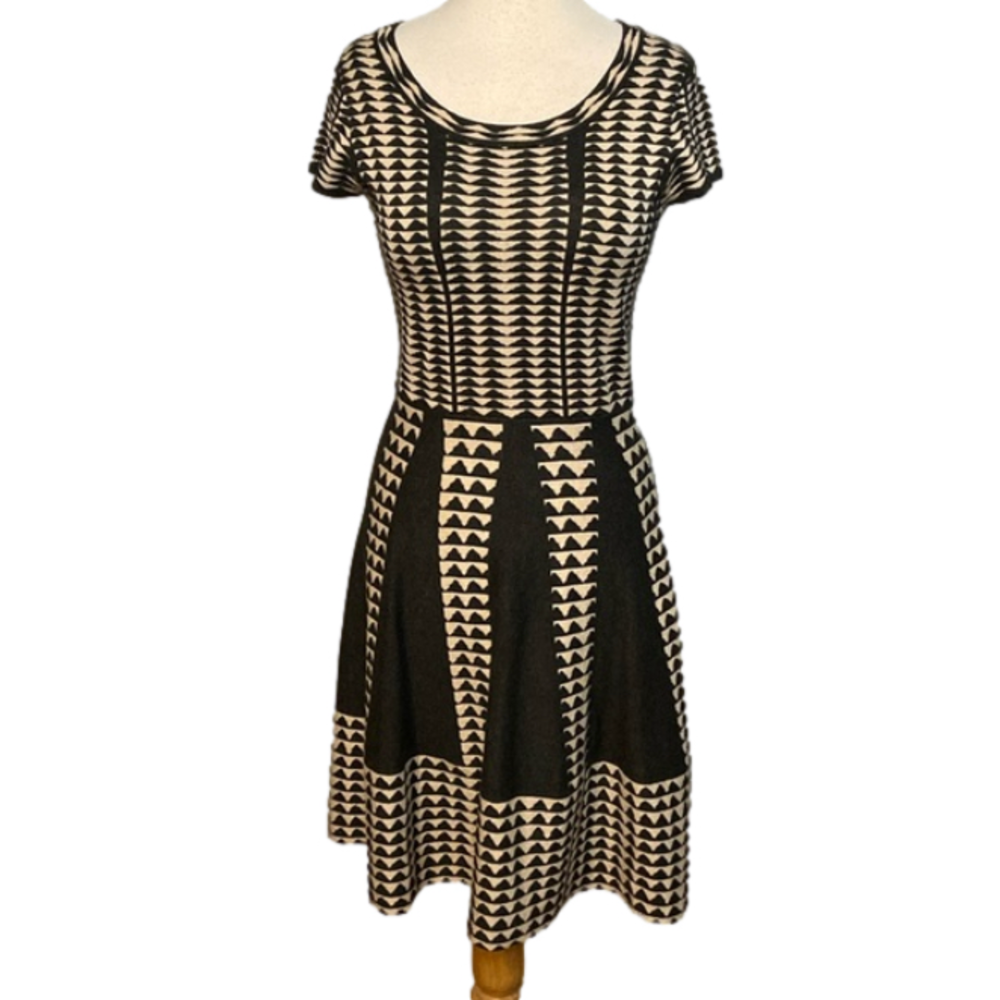 Just Taylor Sweater Dress Fit And Flare Dark Gray Tan S